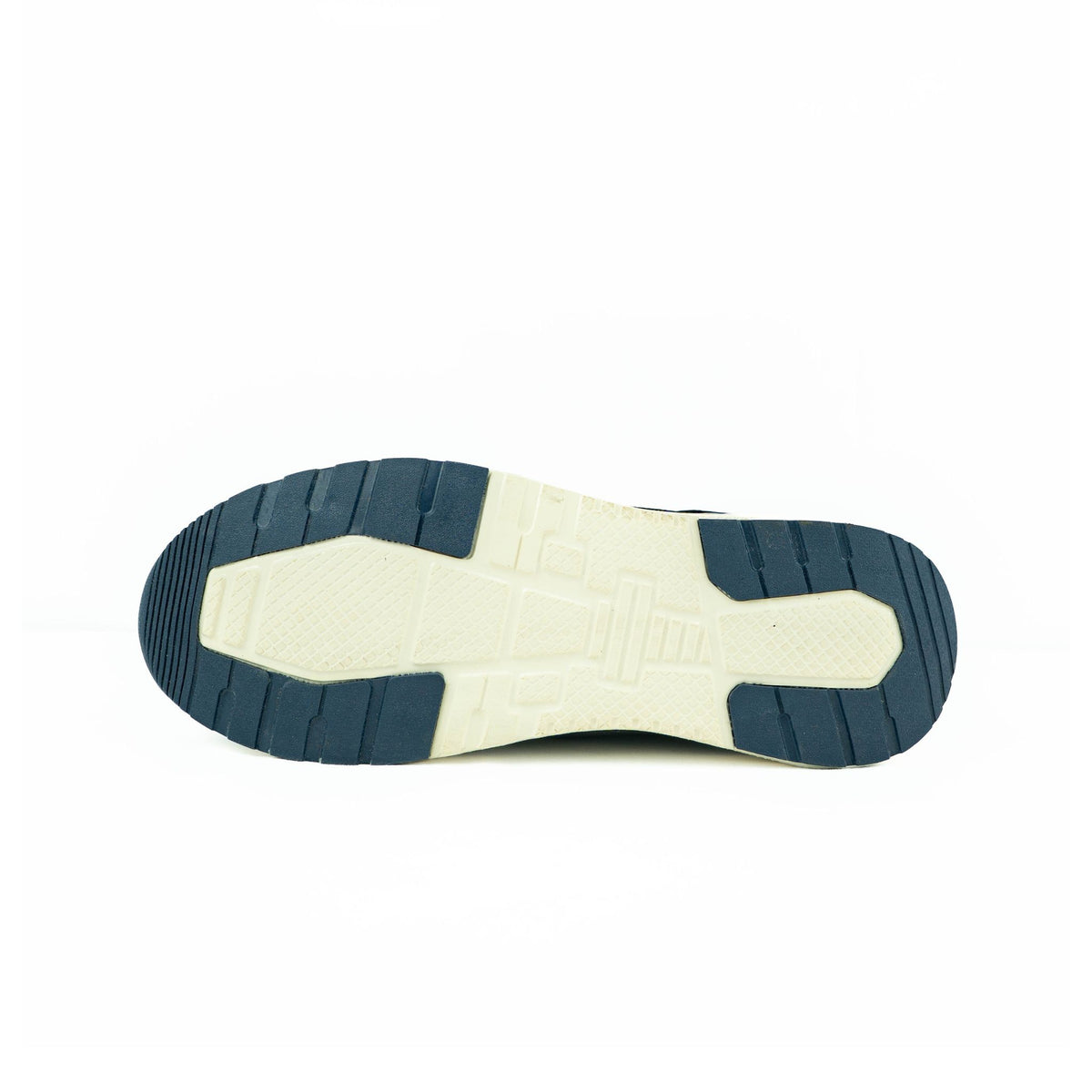 UrbanPulse Black Sports Shoes